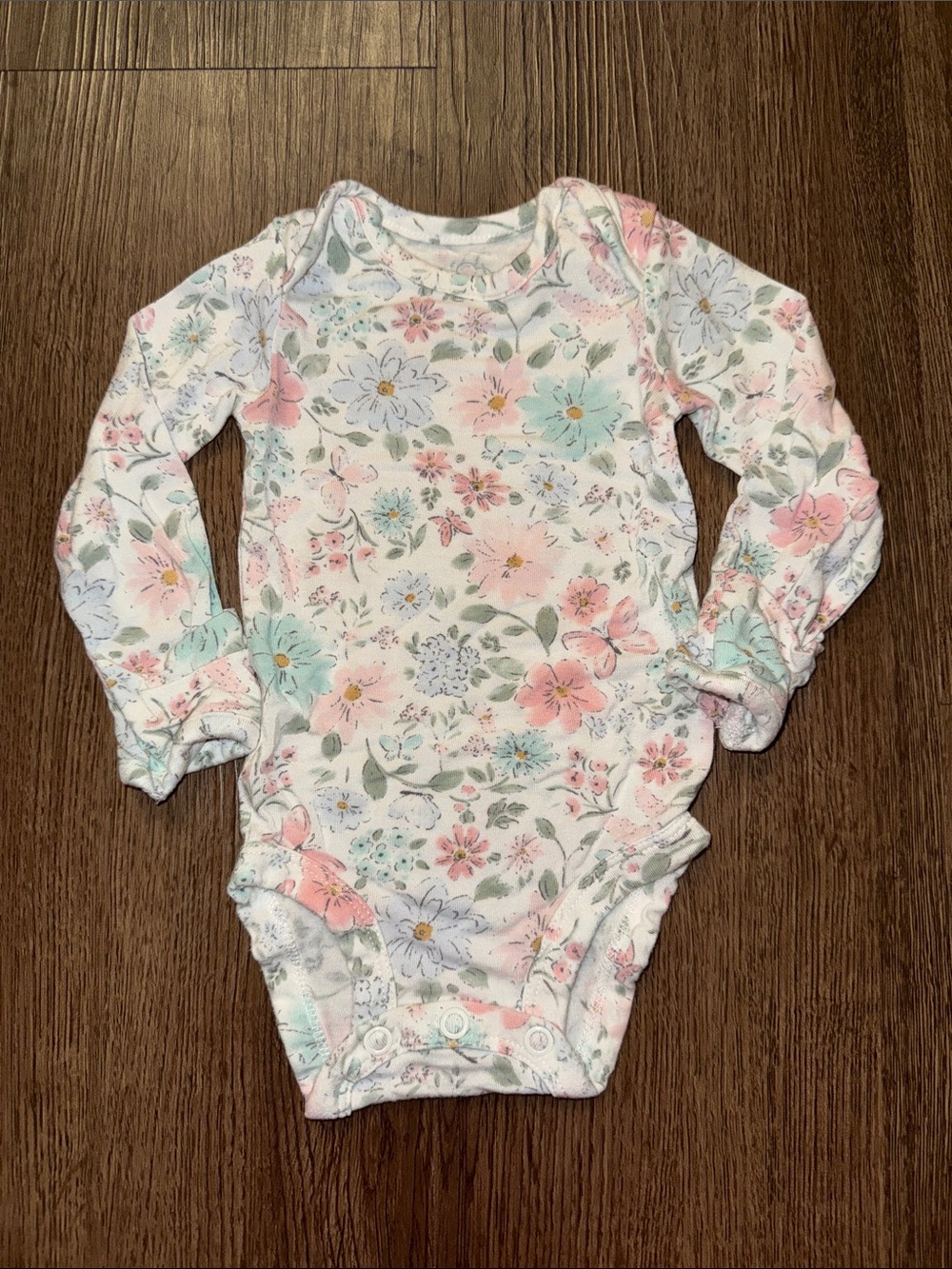 Floral Purely Soft Baby Girl Carter’s Set - Picture 2 of 5